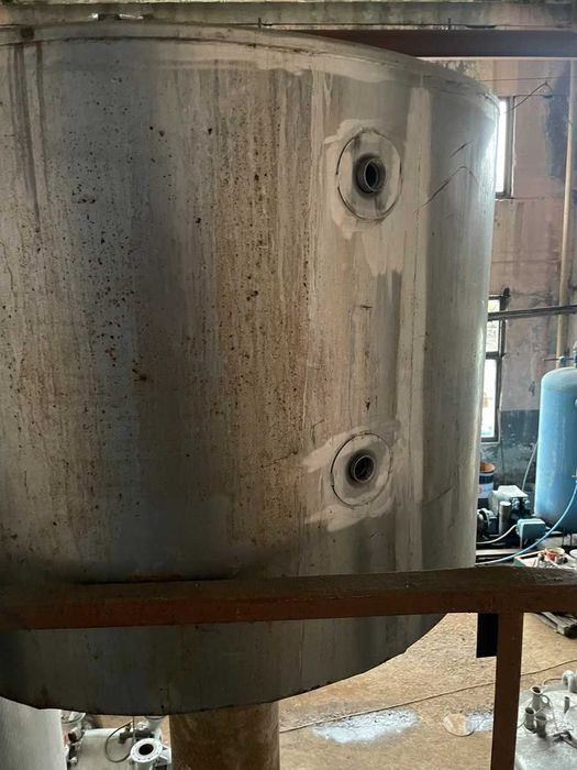 Ємність харчова нержавіюча 1 м³ | Вертикальна | Контуром підігріву