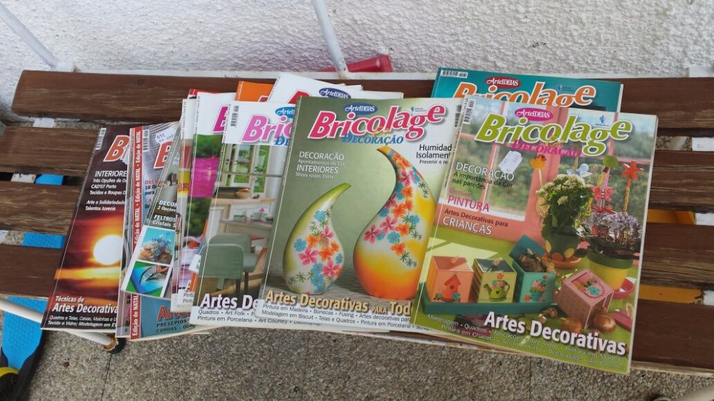 Bricolage e Decoração - 12 revistas e 1 coletânea especial