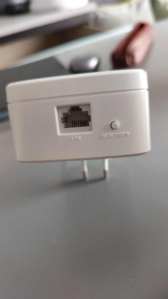 Wzmacniacz sieci Wi-Fi MERCUSYS ME30 2.4 / 5 GHz,