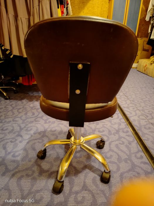 Кресло парикмахера