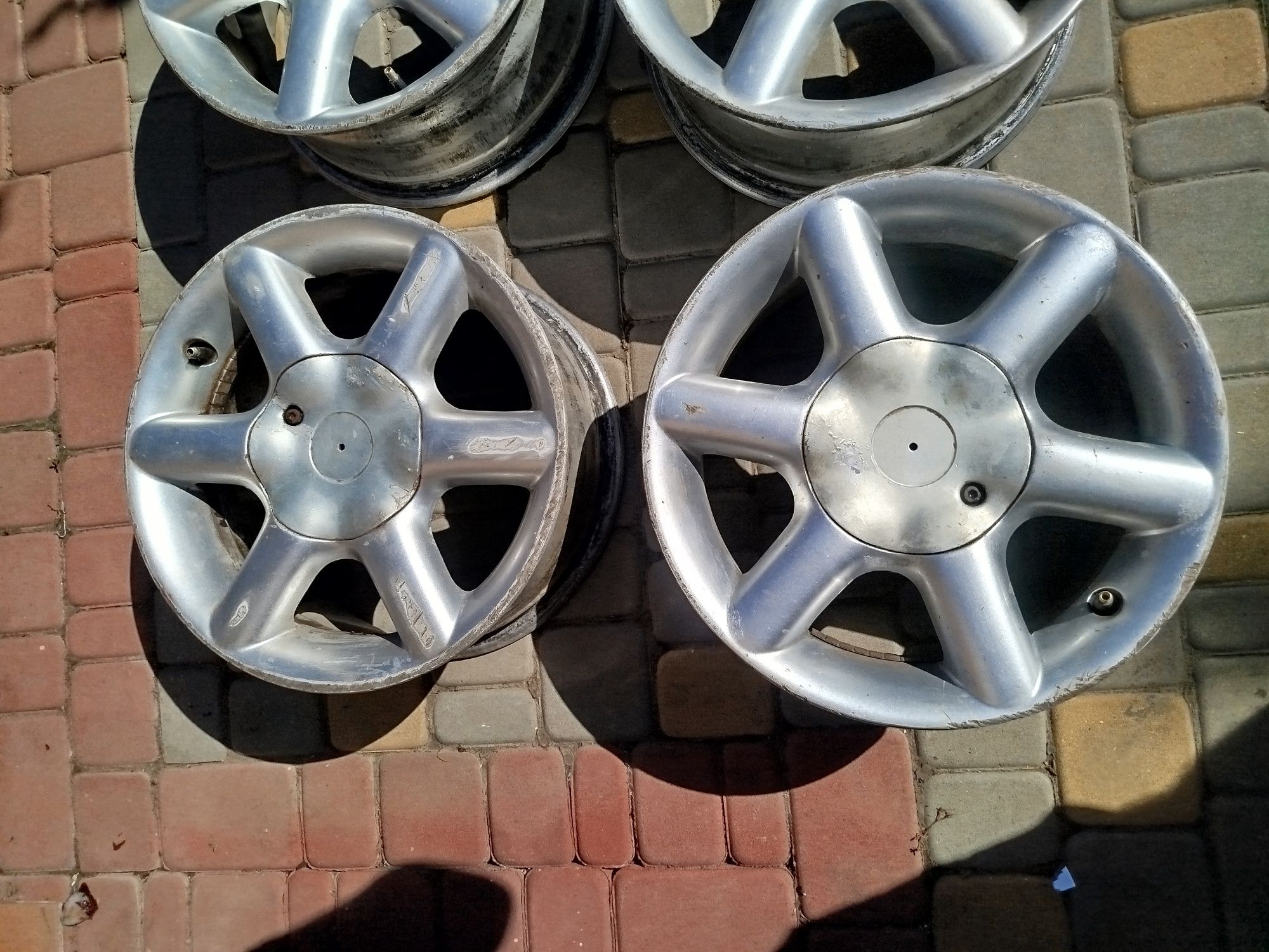 Продам диски р 15 4/100
