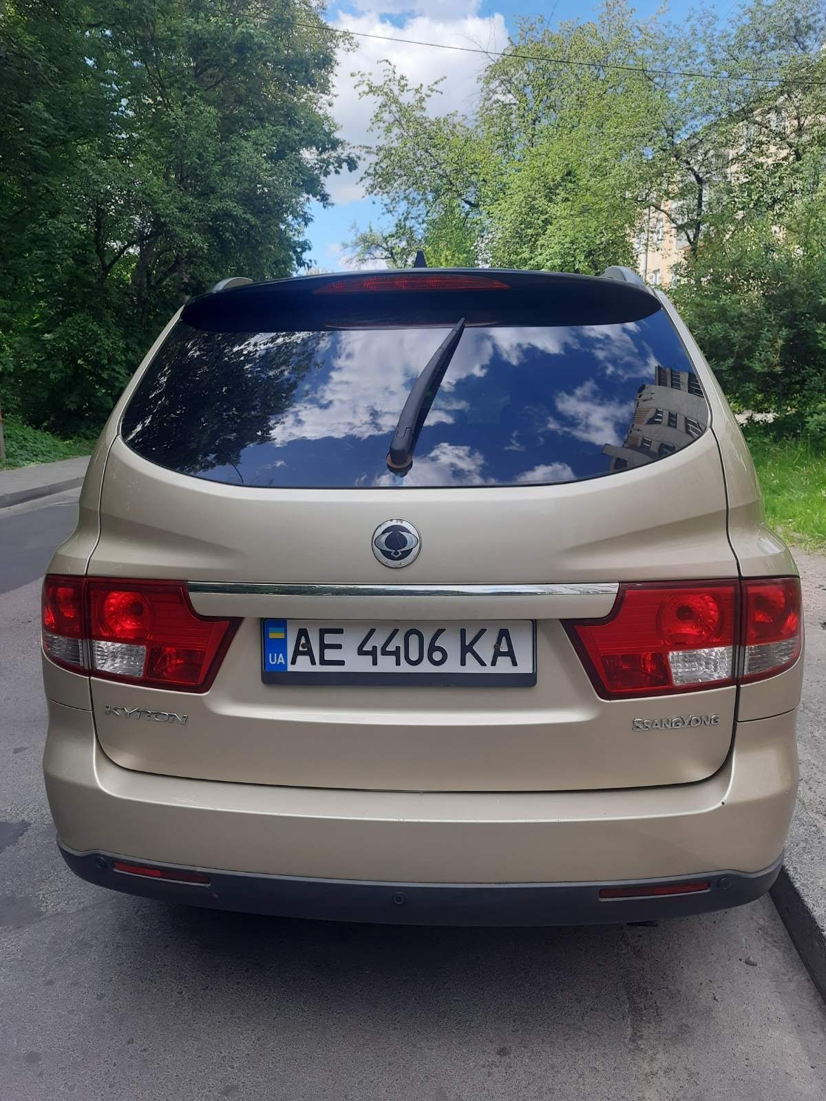Продам SsangYong Kyron Дизель 2.0 Автомат СсангЙонг 2008 Внедорожник Д