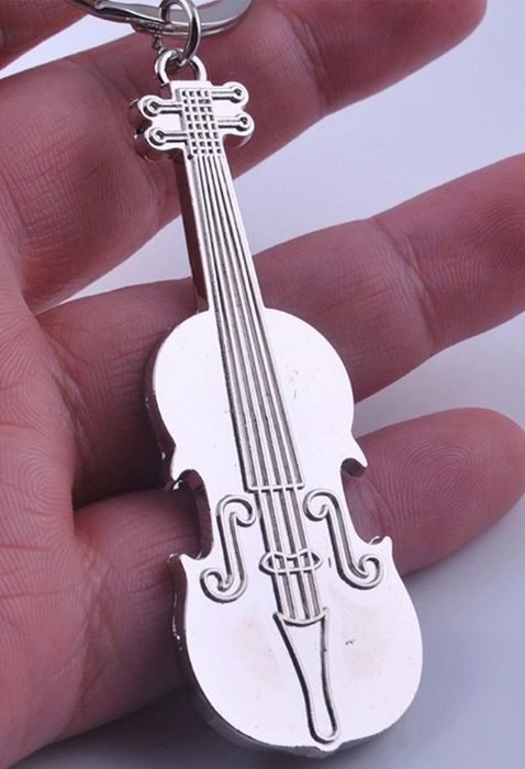 Porta-chaves de instrumentos musicais e outros