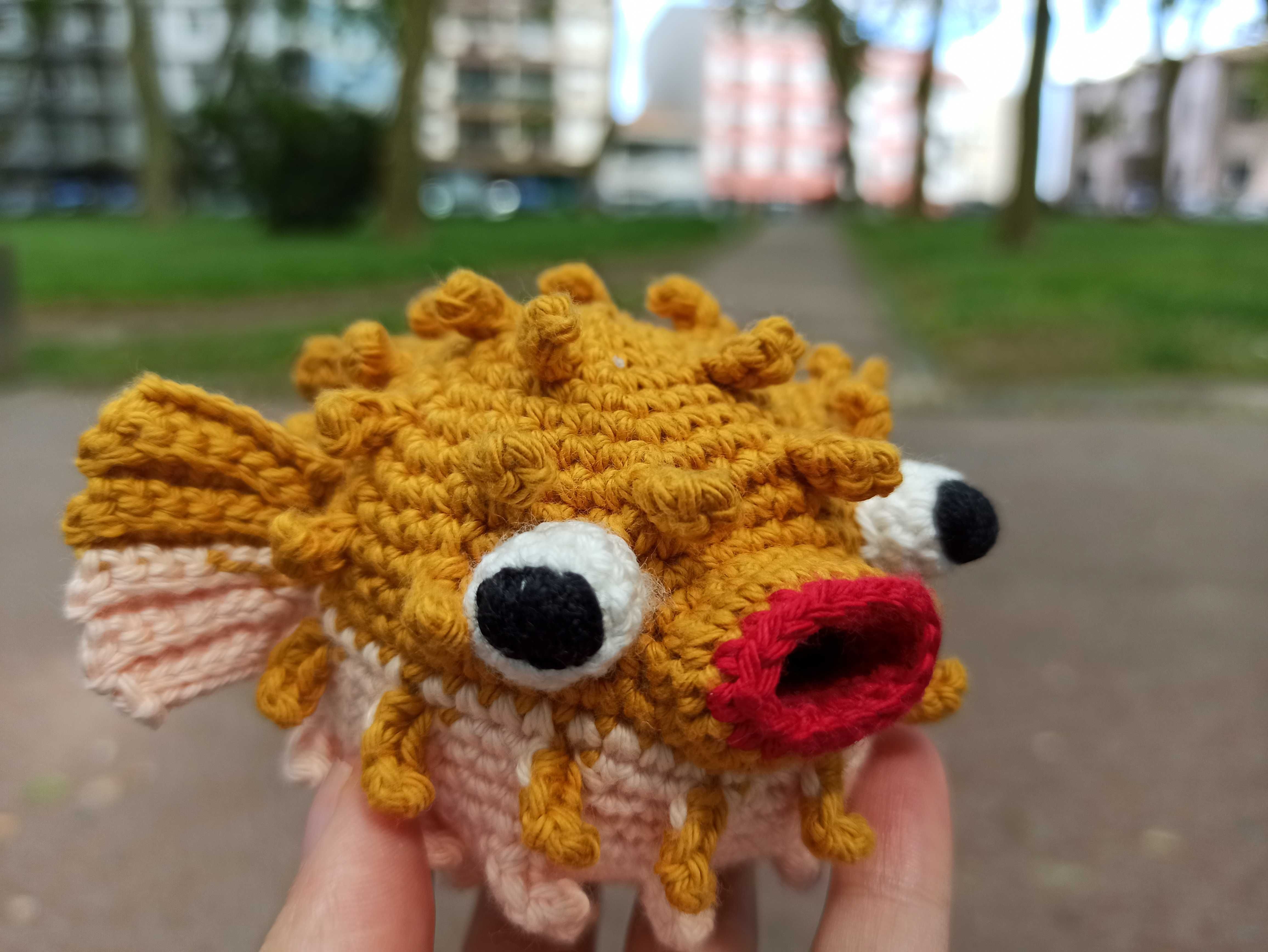 Boneca peixe amigurumi