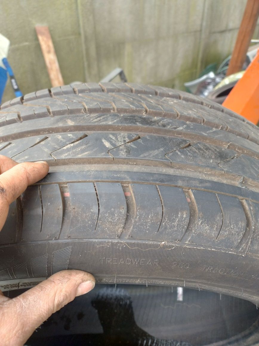 Opony 225/55R18 Dot 0122