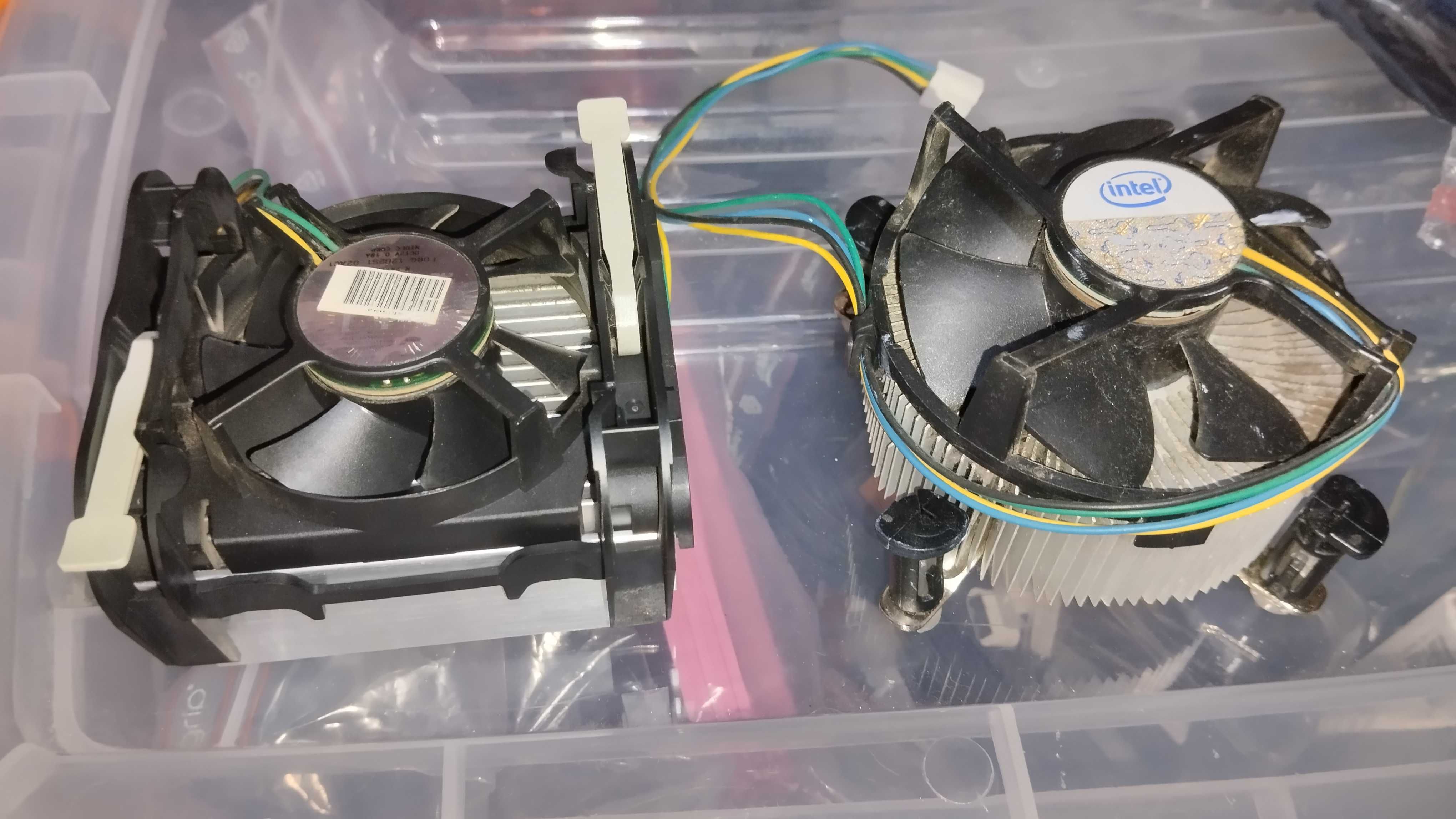 Coolers e dissipador de calor para CPU Intel em computadores de torre