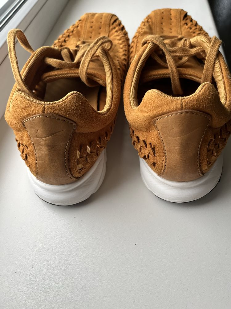 Кроссовки Nike кросівки