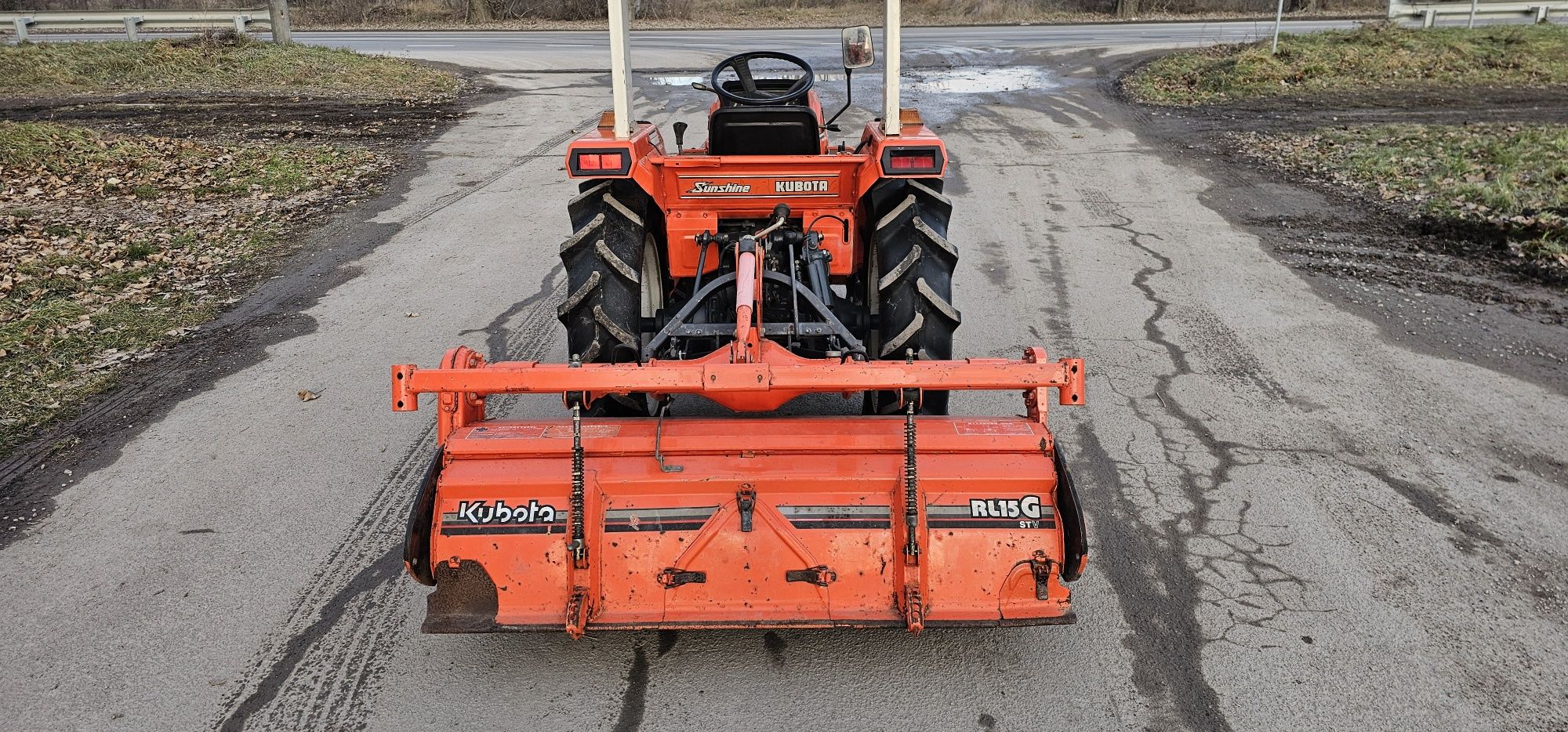 Мінітрактор Трактор Японский Kubota L1-235