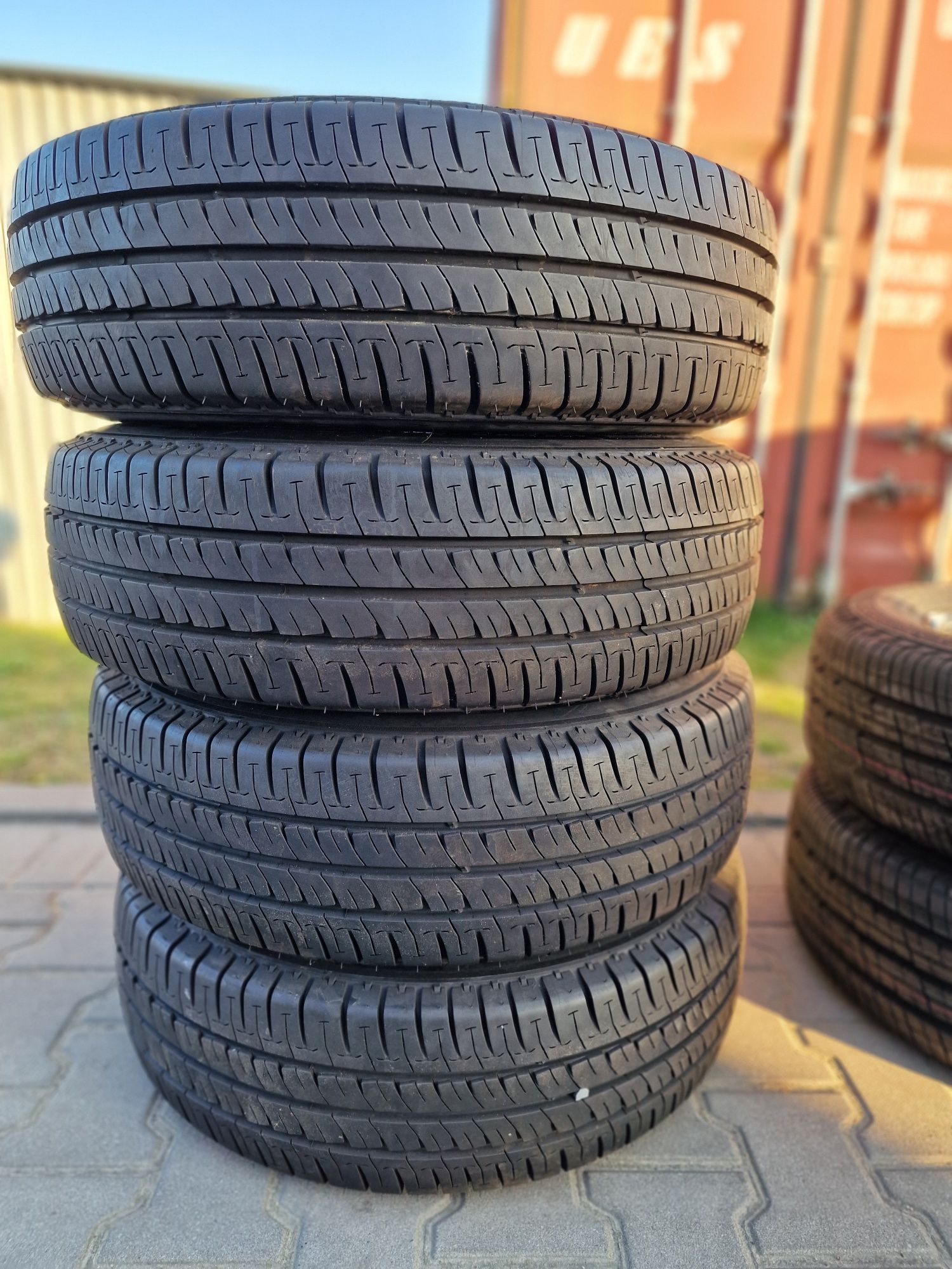 Koła Iveco 225/75R16c  Michelin