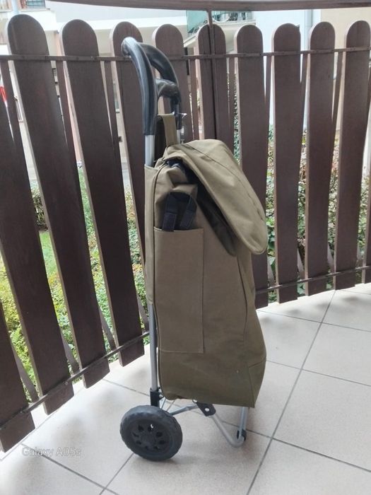Wózek zakupowy w kolorze khaki
