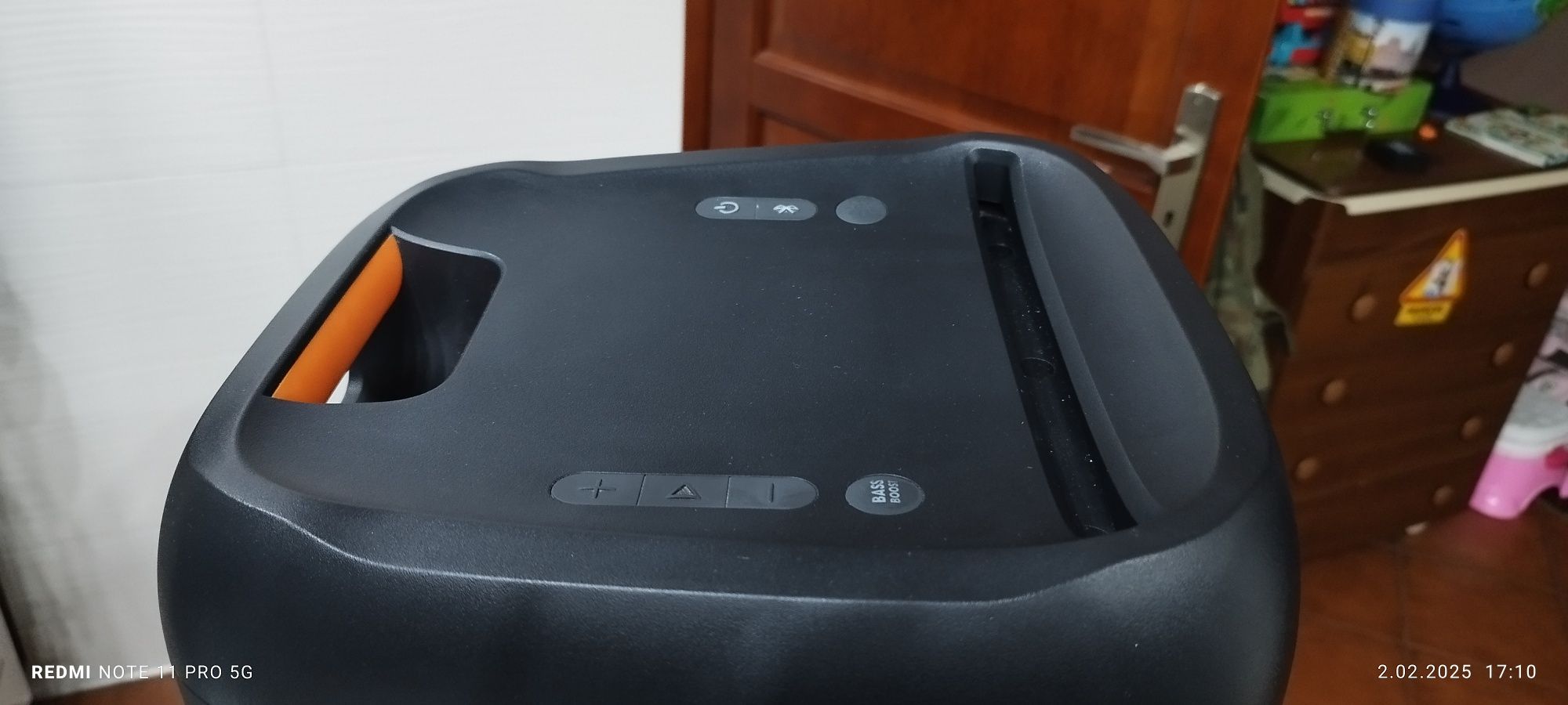 Jbl Partybox 200.