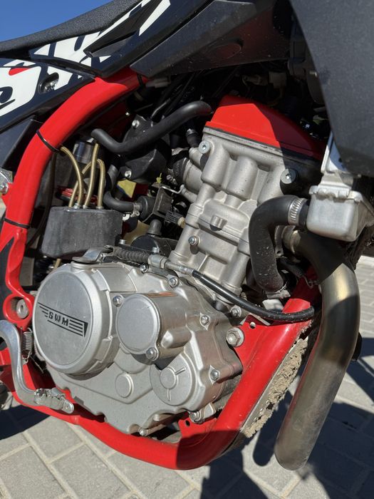Motocykl SWM RS 125R
