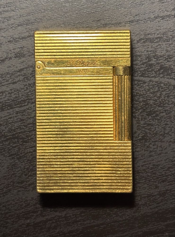 Isqueiro M. Dupont em ouro