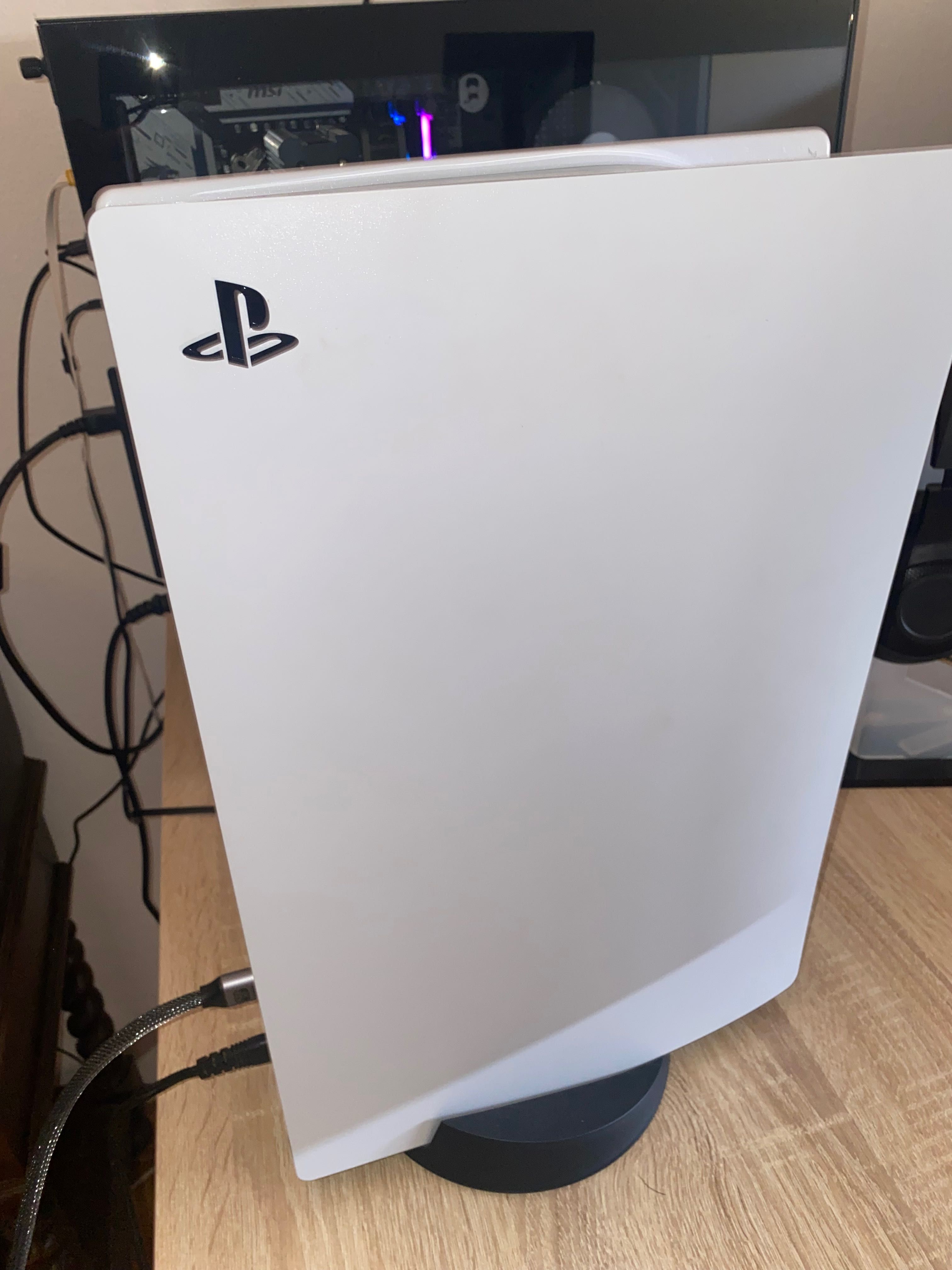 Playstation 5 825 gb (comando/headset) + Gaming TV 165hz