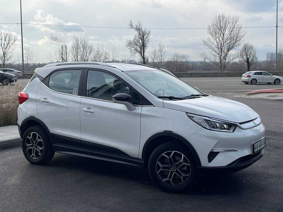 Електромобіль BYD YUAN PRO та BYD E2 2022 в оренду