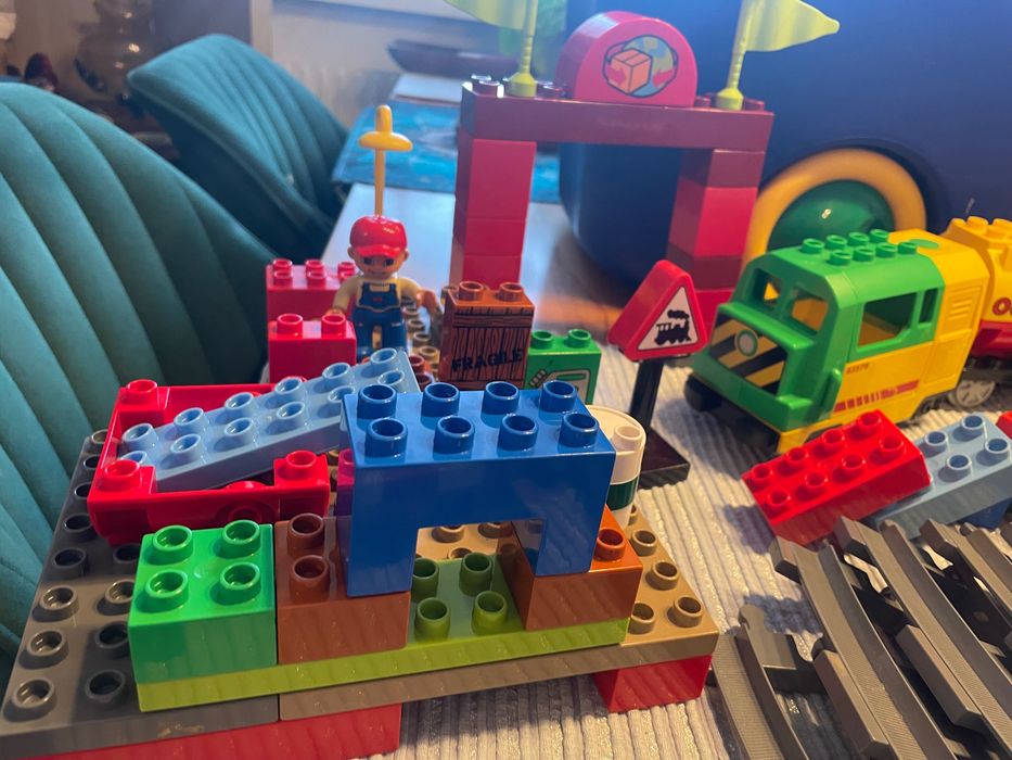 Zestaw Lego Duplo Duży Pociąg Towarowy