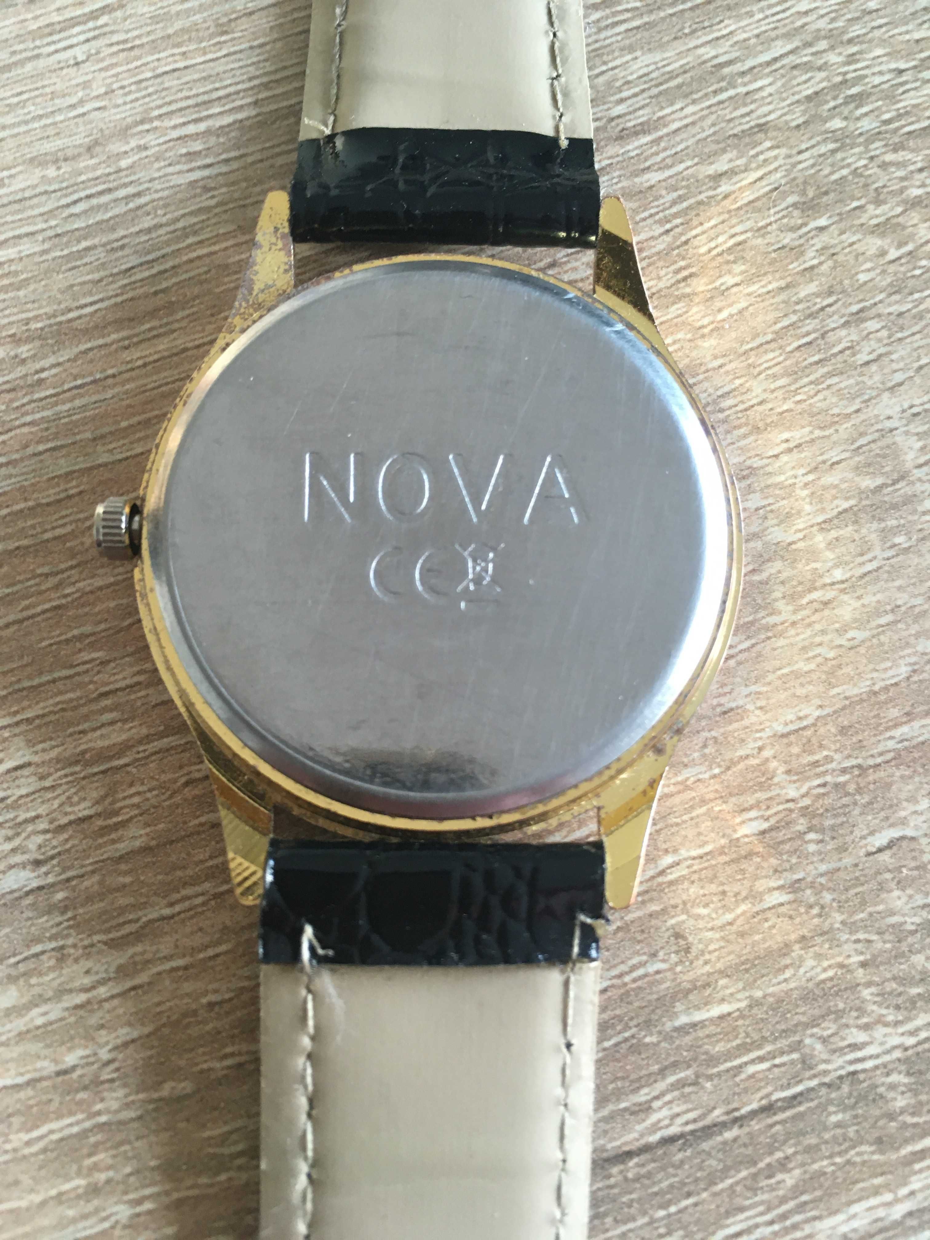 Zegarek męski firmy NOVA (Fluorescencyjny)