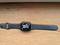 Apple Watch 4. ( 44 mm ) 96% bateria