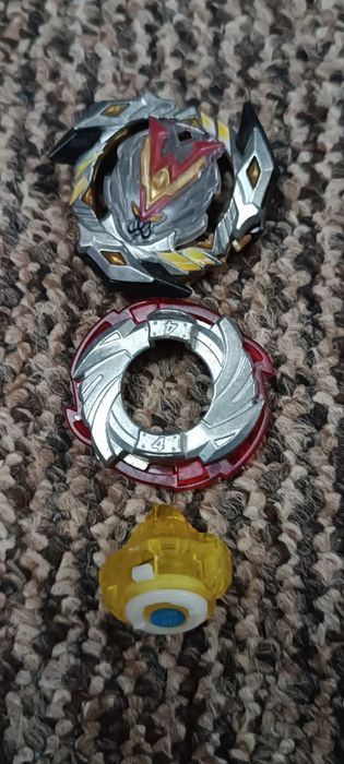 Продаж всіх бейблейдів що на фото