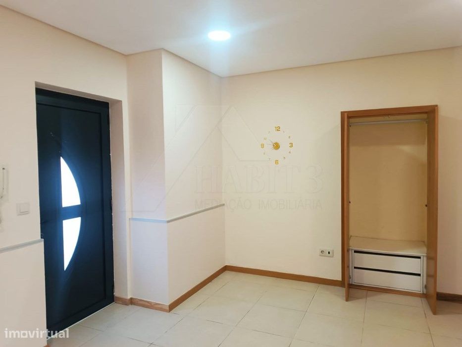 Andar Moradia T2 Renovado