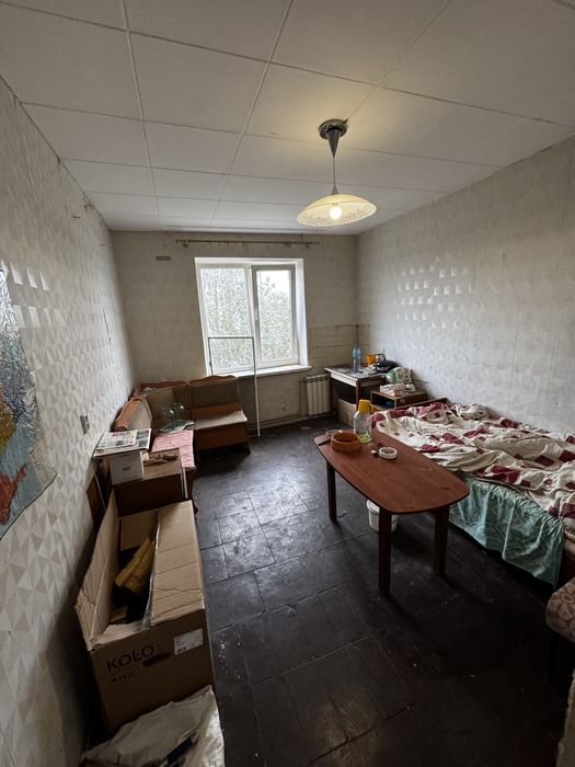 Продам 1 ком. Каменское левый берег 6 этаж (9мик. Общежитие)