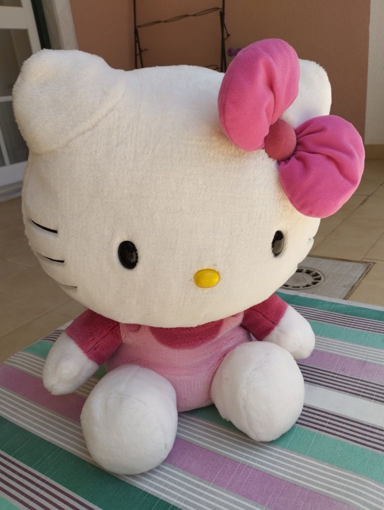 Peluche Hello Kitty