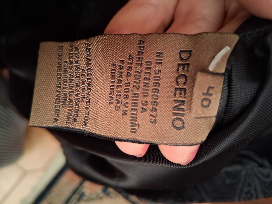 Blazer Decénio preto, Tam 40 (Portes incluídos)