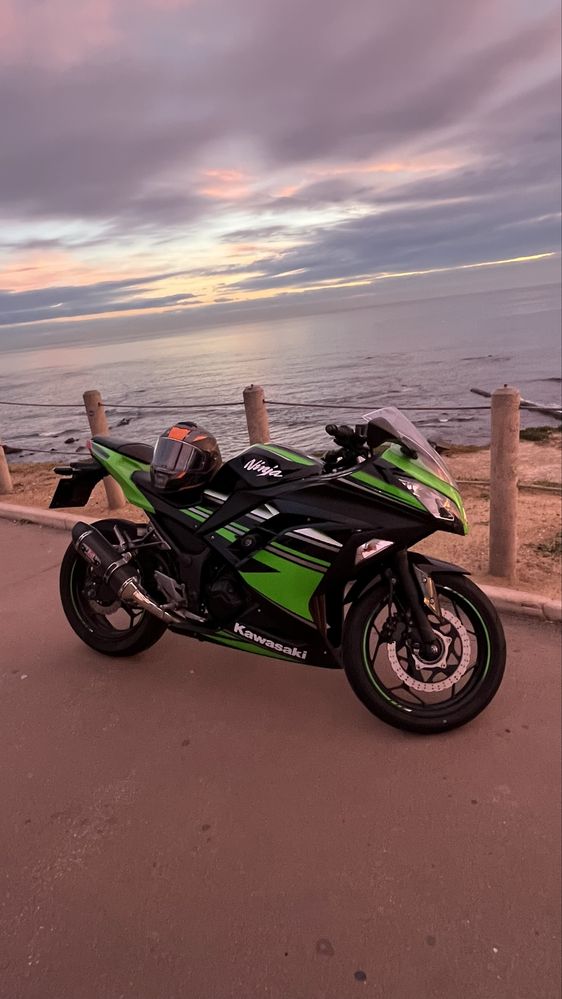 Kawasaki ninja 300