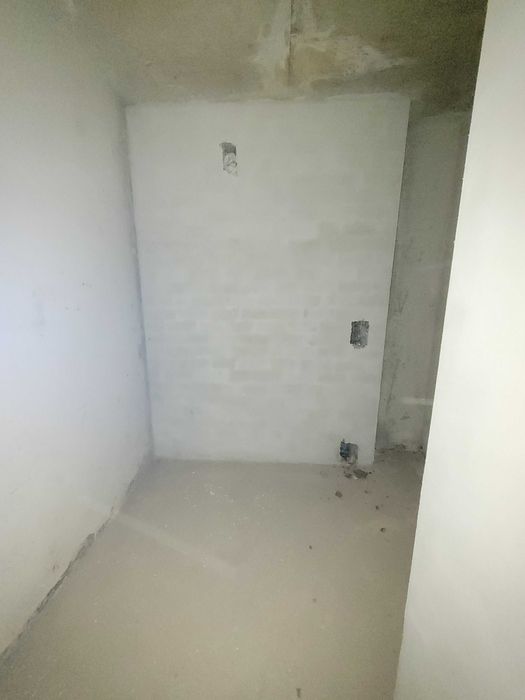 Продаж 1к Бережанська 52м  3/14ц 67600дол 0-цикл зданий власник