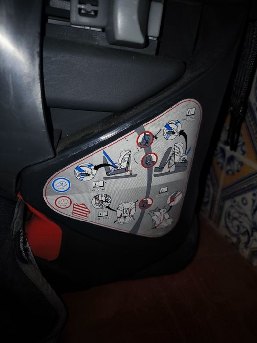 Vendo cadeira auto Volvo britax romer