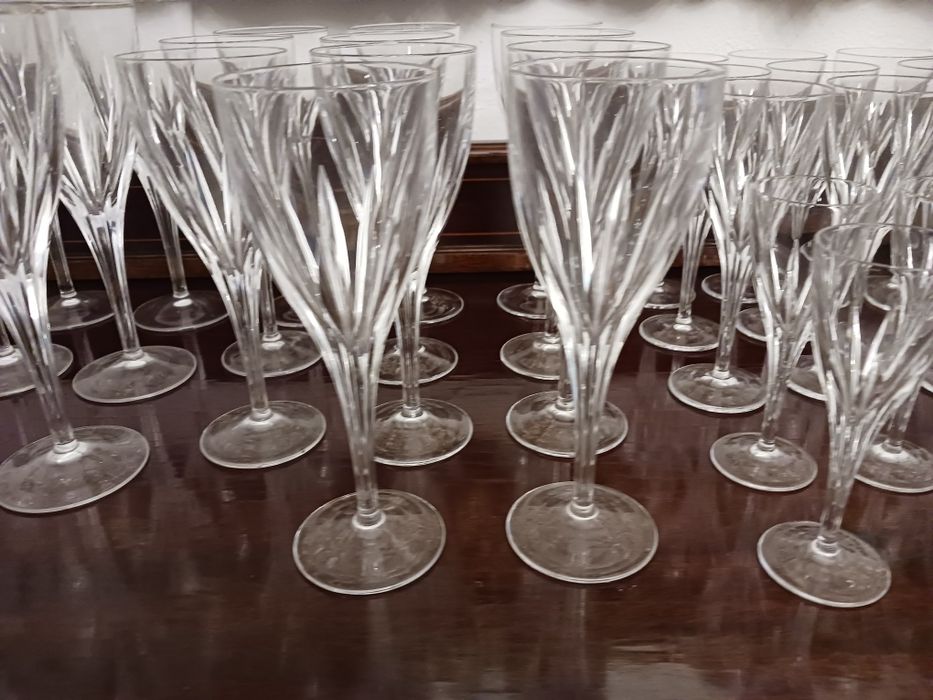 Copos novos  de cristal da Atlantis