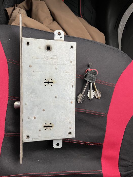 Врізний замок MOTTURA