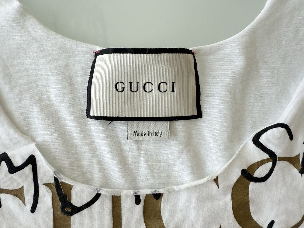 Gucci biala bluzka top z nadrukiem L