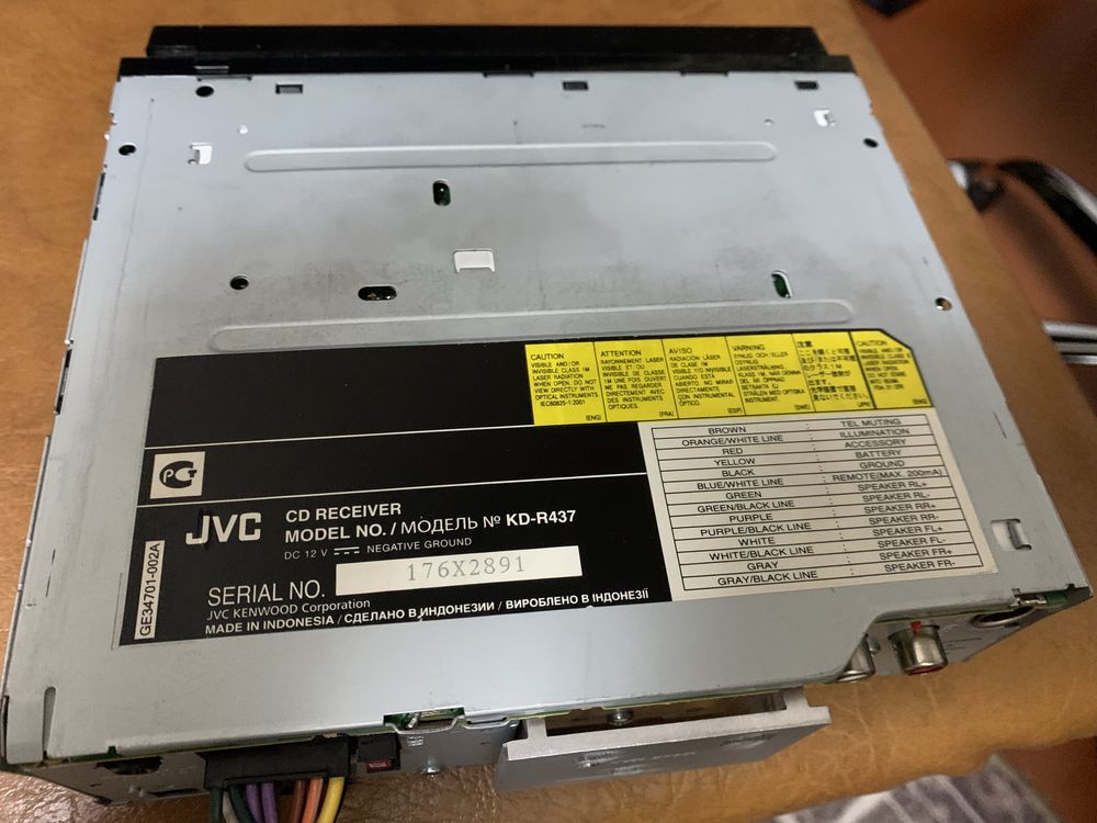 JVC kd-R437 USB/AUX Oригінал