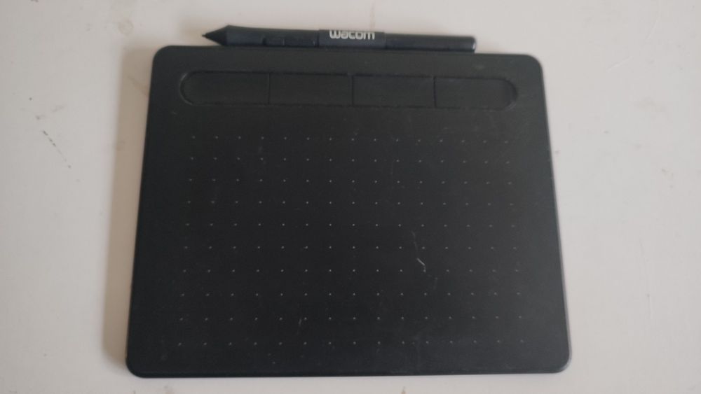 Продам графічний планшет wacom intous s