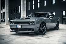 WYNAJEM DODGE CHALLENGER 5.7 V8 - Promocja 5 dni w cenie 3!