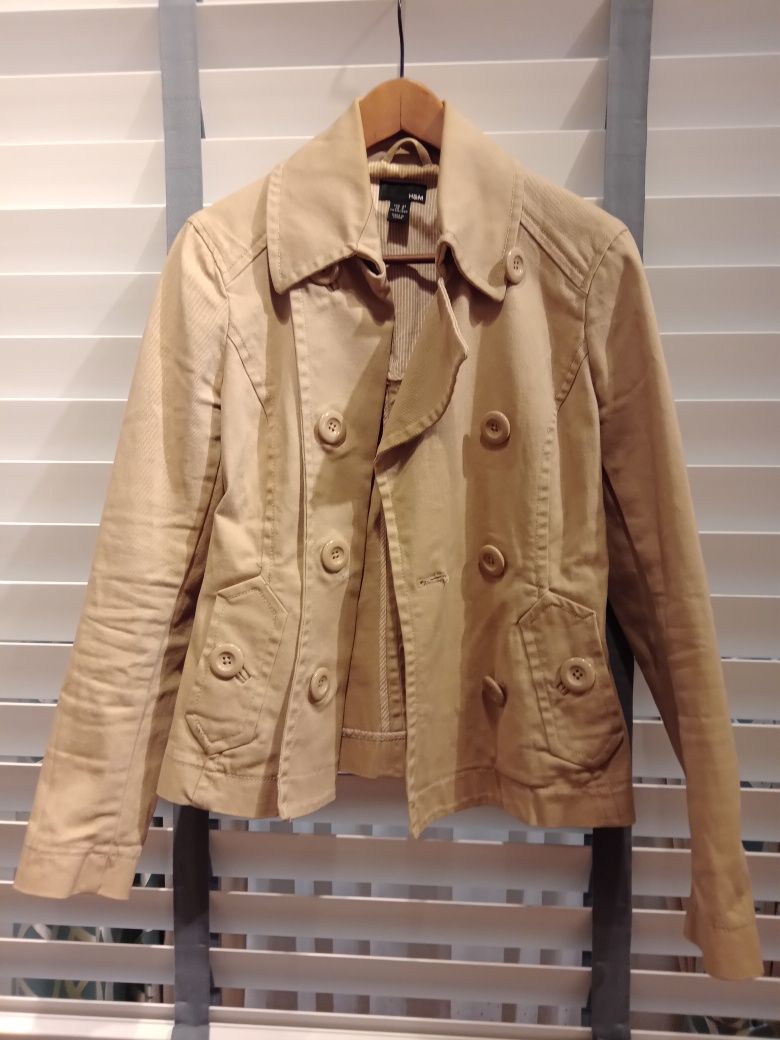 Śliczny płaszczyk marynarka bawełniana H&M 
Rozmiar 38
Szerokość pod p