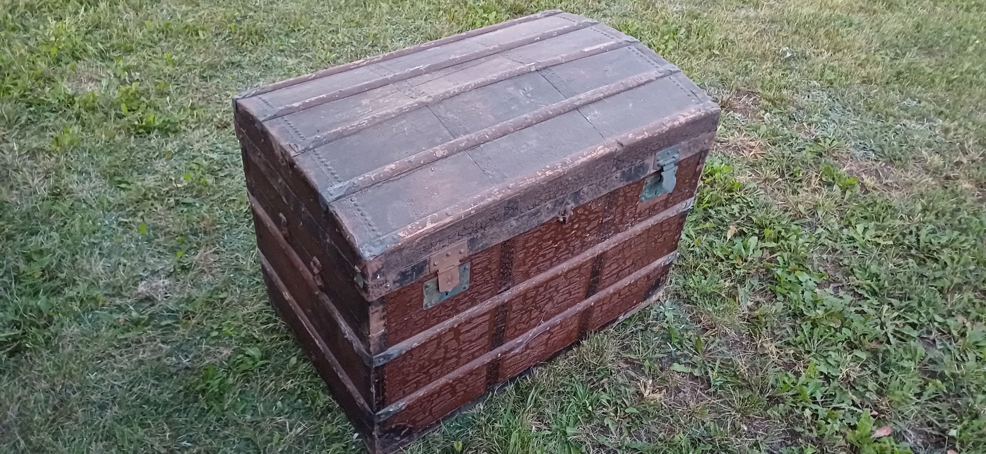 Stara drewniana skrzynia 85x55x63