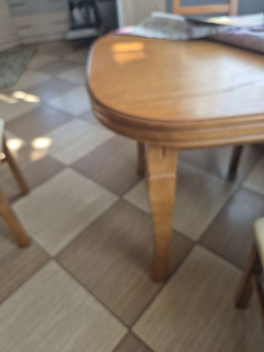 Stół drewniany + 6 krzeseł