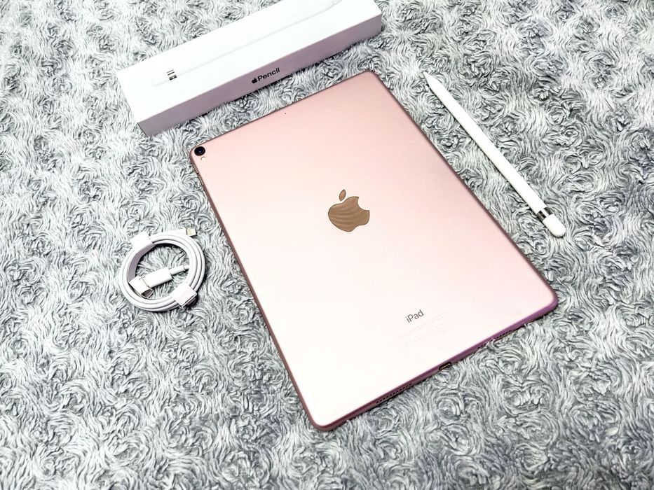 IPad Pro 10.5 (64 gb) wi-fi + чехол! А1701