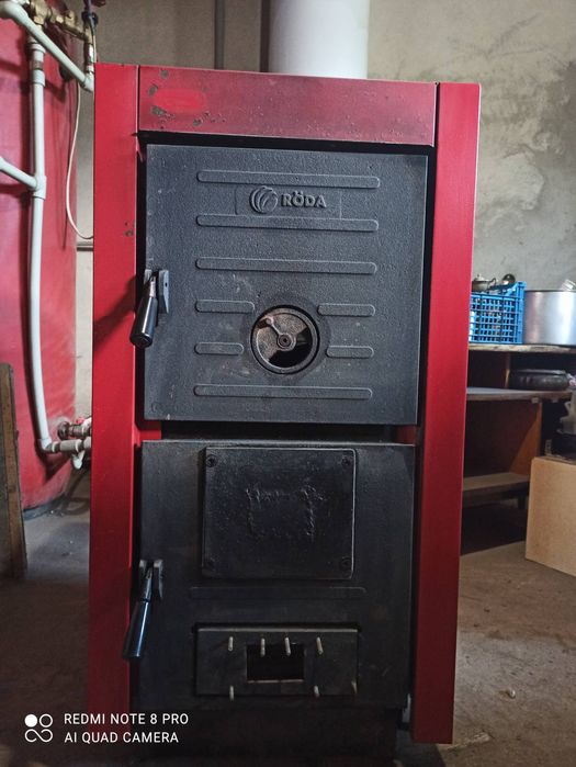 Твердопаливний чугуний котел