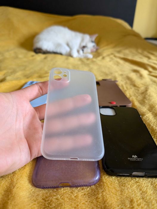 Zestaw 6 etui do IPhone 11 - cena za wszystkie 6  sztuk