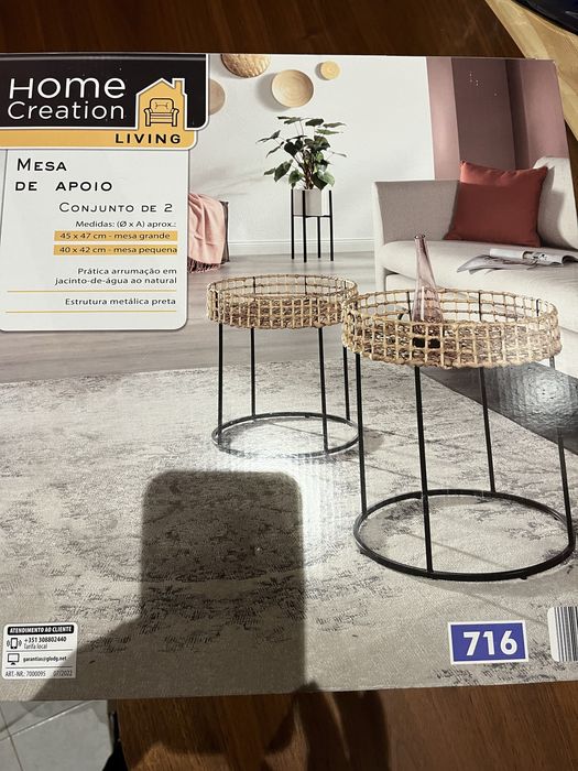 2 mesas de apoio