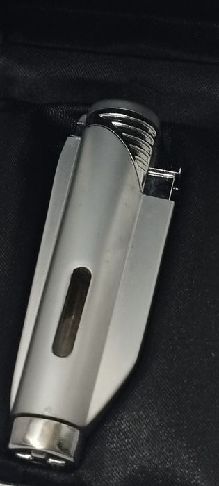 Isqueiro Anti-Vento Paget (novo)