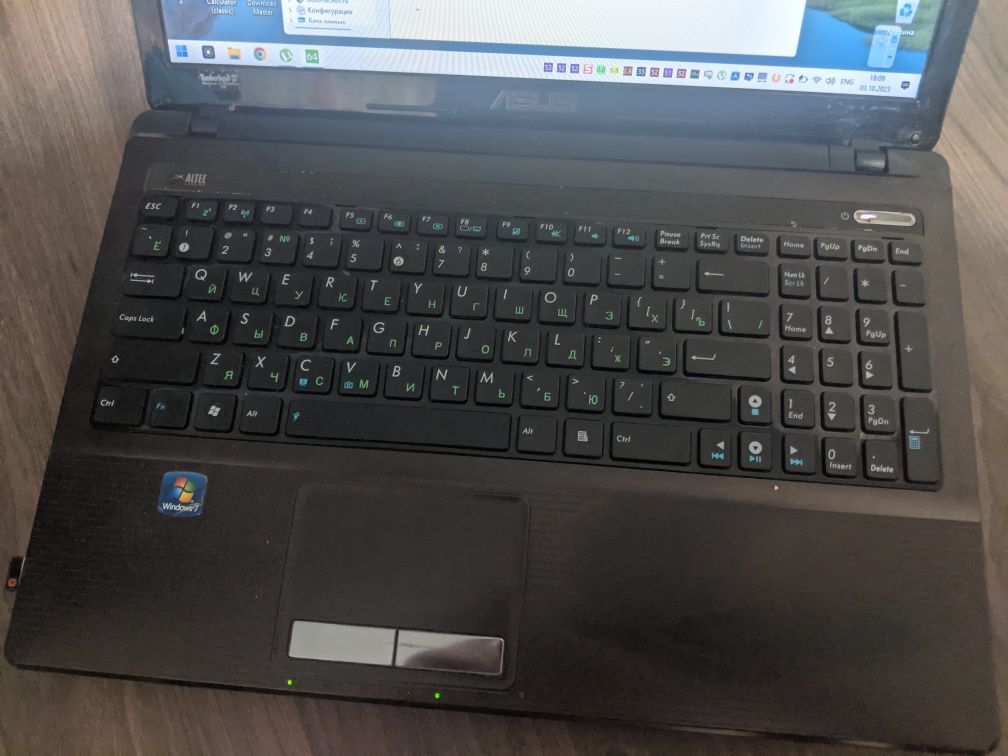 Asus k53e i3 2330M 6gb 640+120ssd