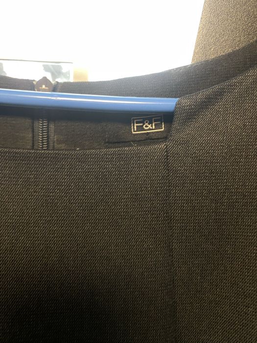 Elegancka sukienka z paskiem