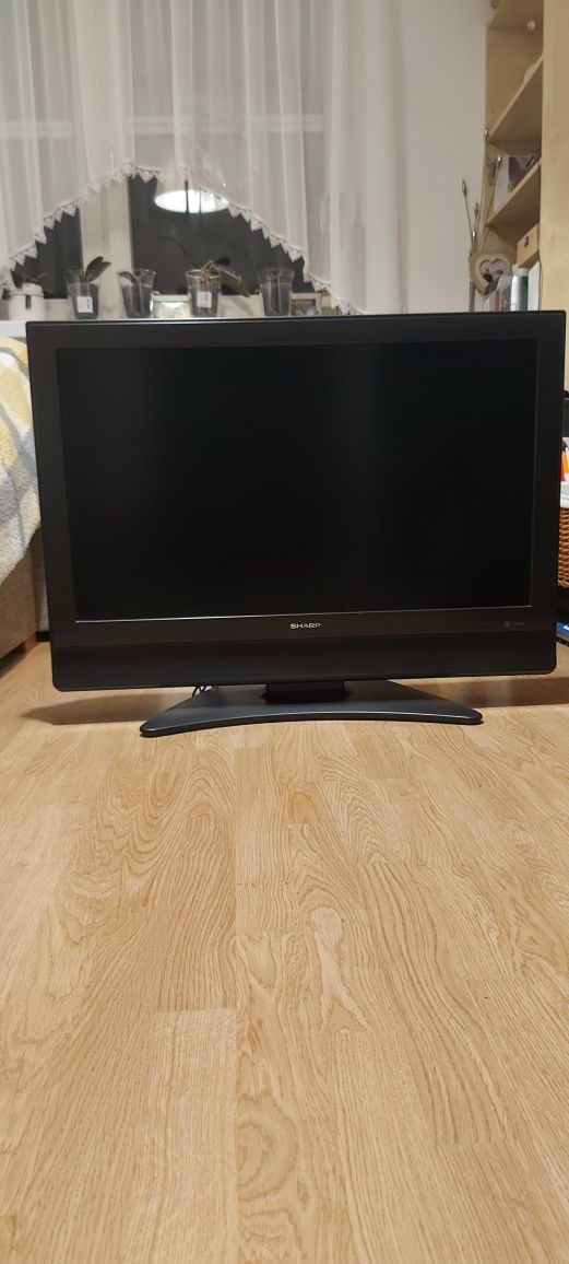 Telewizor  Sharp LCD 37"