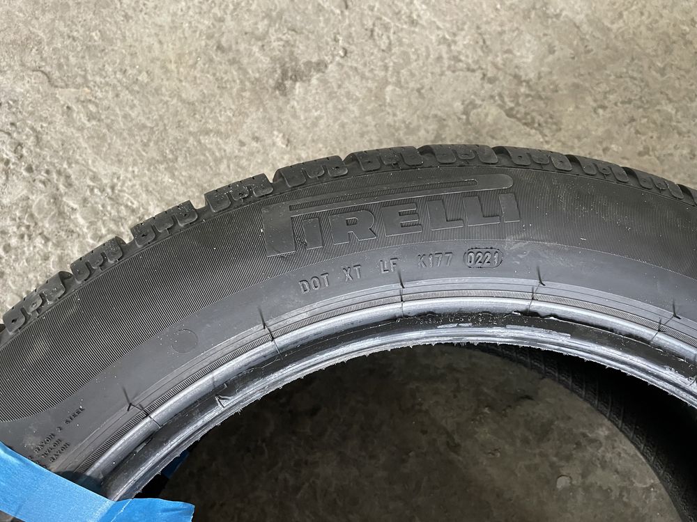 Шини PIRELLI Sottozero 235/50R19 7.5mm два 7.0mm 2021р