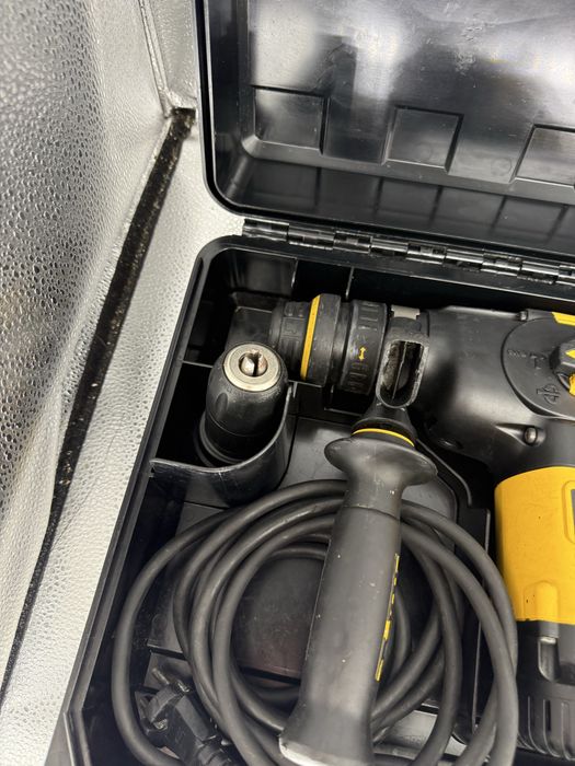 Перфоратор DeWalt SDS-Plus D25324