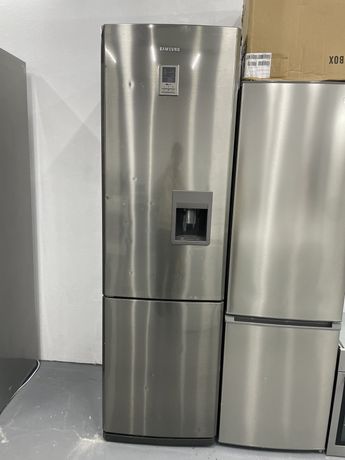 Холодильник Samsng 2 метра